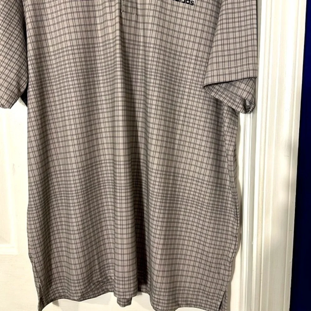 NWOT Men’s Adidas Gray Plaid Polyester & Spandex Short Sleeve Golf Polo Size XL